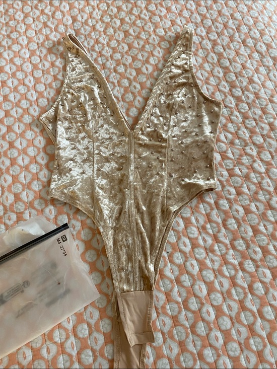 SHEIN Tops - Velvet Rhinestone Detail Beige Bodysuit